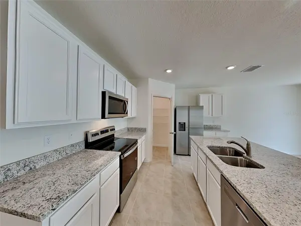 1004 BROOKLET DR, Davenport, FL 33837