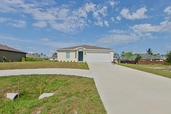 4020 GARDEN BLVD, Cape Coral, FL 33909