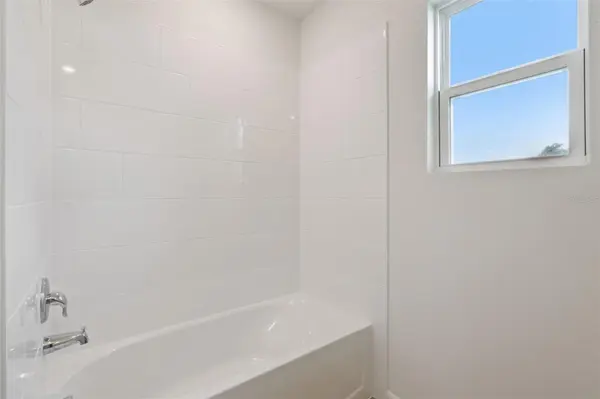 5851 COOL SPRING CV, St Cloud, FL 34771