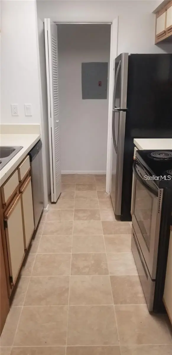 246 AFTON SQ #105, Altamonte Springs, FL 32714