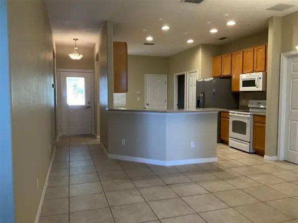 5303 CAPE HATTERAS DR, Clermont, FL 34714
