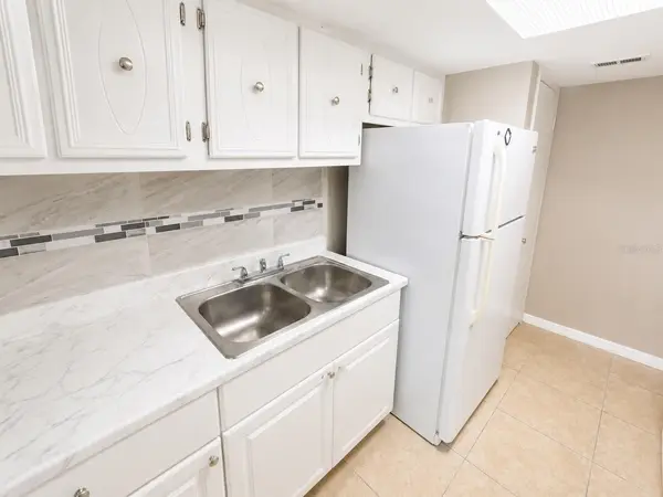 2779 L B MCLEOD RD, Orlando, FL 32805