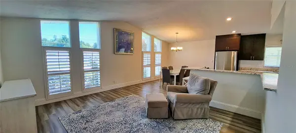 2400 LAUDERDALE CT, Orlando, FL 32805