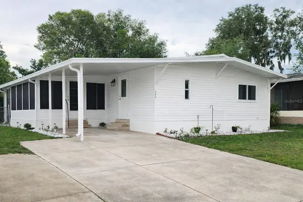 121 PINE TREE DR, Debary, FL 32713