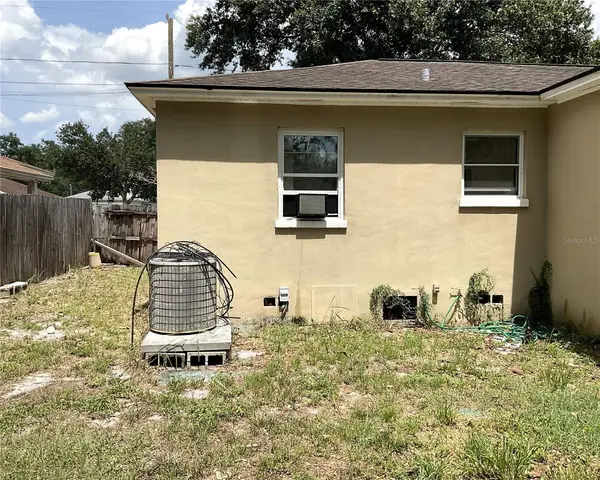 416 CRABTREE AVE, Orlando, FL 32835