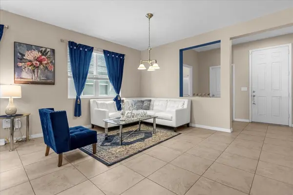 8060 BOWERY DR, Winter Garden, FL 34787