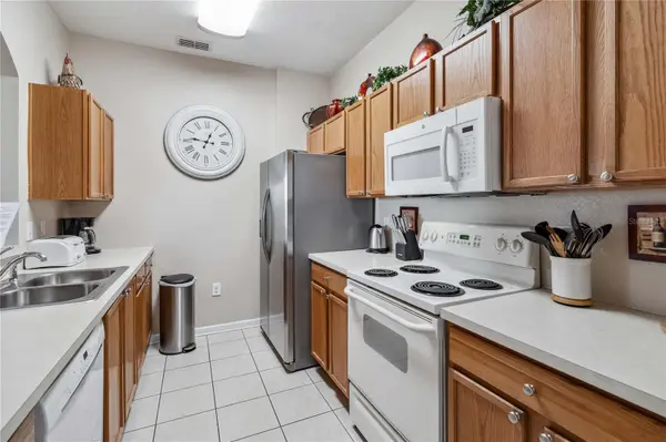 2821 E ALMATON LOOP #401, Kissimmee, FL 34747