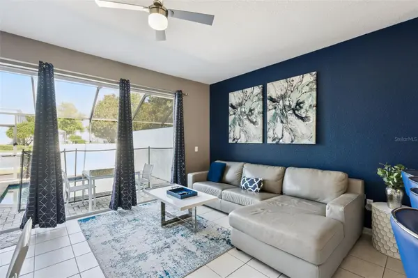 2530 MANESHAW LN, Kissimmee, FL 34747