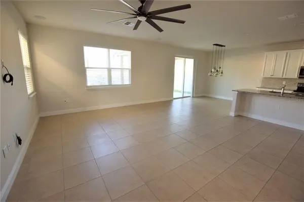 4358 SILVER CREEK ST, Kissimmee, FL 34744