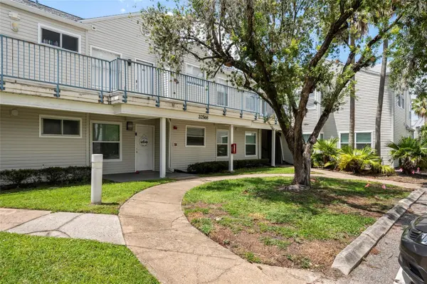 2568 WOODGATE BLVD #107, Orlando, FL 32822