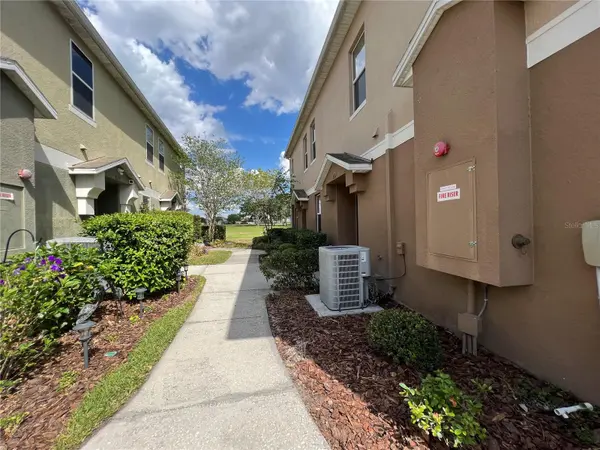 2137 BETSY ROSS LN #2137, St Cloud, FL 34769