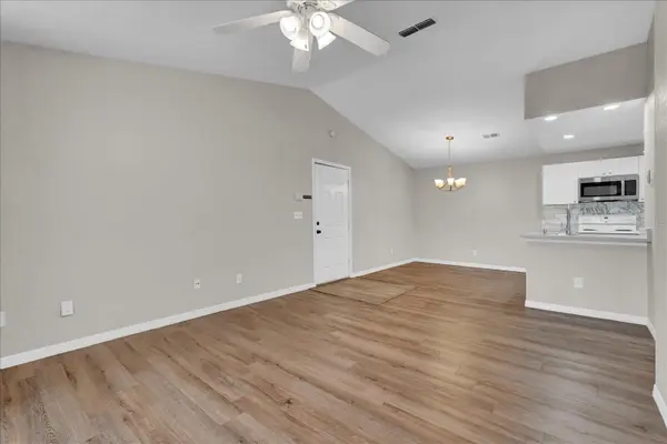 8915 LATREC AVE #2311, Orlando, FL 32819