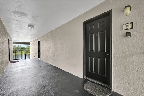 8915 LATREC AVE #2311, Orlando, FL 32819