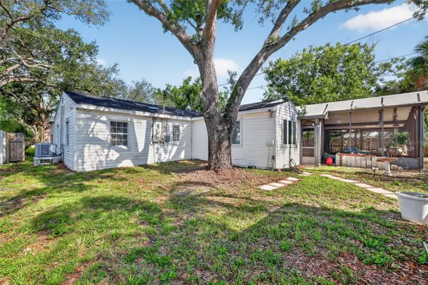 4204 S RENELLIE DR, Tampa, FL 33611