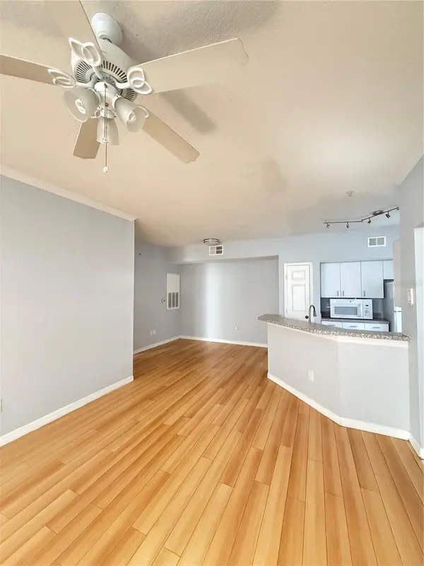 6316 RALEIGH ST #401, Orlando, FL 32835