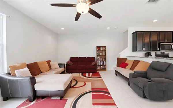 1136 E 10TH ST, Apopka, FL 32703