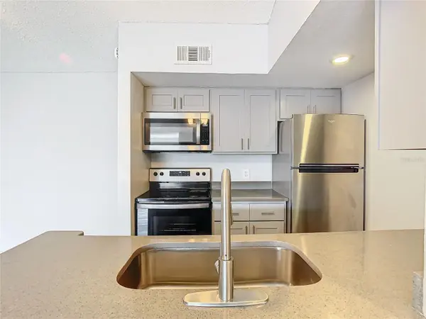5144 CONROY RD #35, Orlando, FL 32811