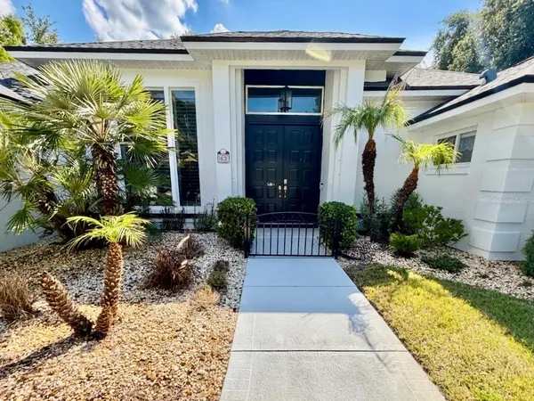 63 BAY LAKE DR, Ormond Beach, FL 32174