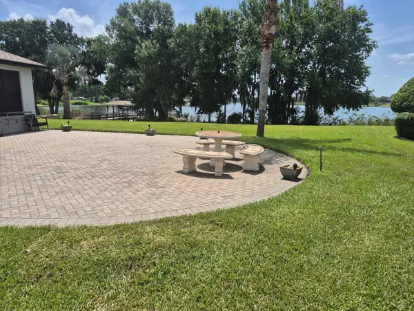 389 NOLANE LN, Polk City, FL 33868