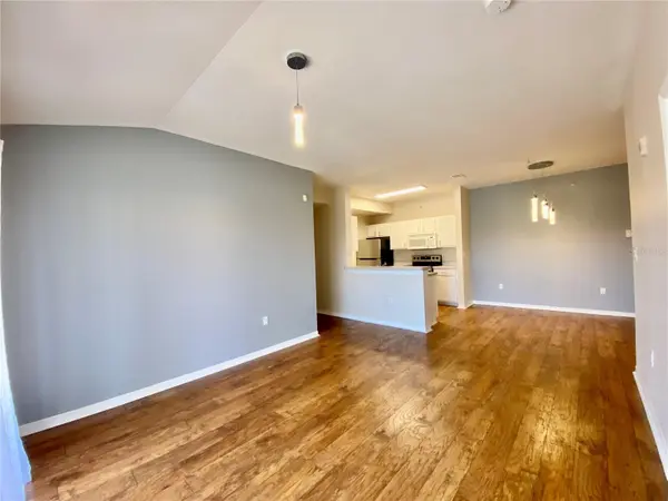 5467 VINELAND RD #6301, Orlando, FL 32811