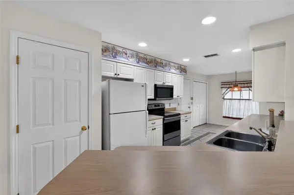 110 MORNING GLORY CIR, Winter Haven, FL 33884