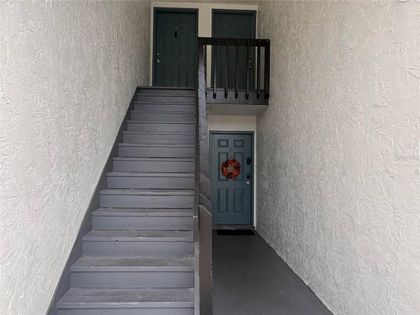 4213 S SEMORAN BLVD #10, Orlando, FL 32822