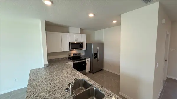 2114 GENTLE RAIN DR, Edgewater, FL 32141