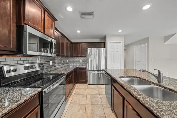 5042 CHIPOTLE LN, Wesley Chapel, FL 33544