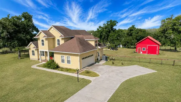 35405 STAGECOACH TRL, Eustis, FL 32736