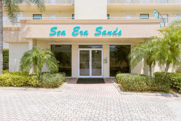 555 HARRISON AVE #402, Cape Canaveral, FL 32920