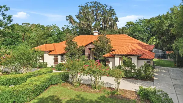 9813 LAKE GEORGIA DR, Orlando, FL 32817