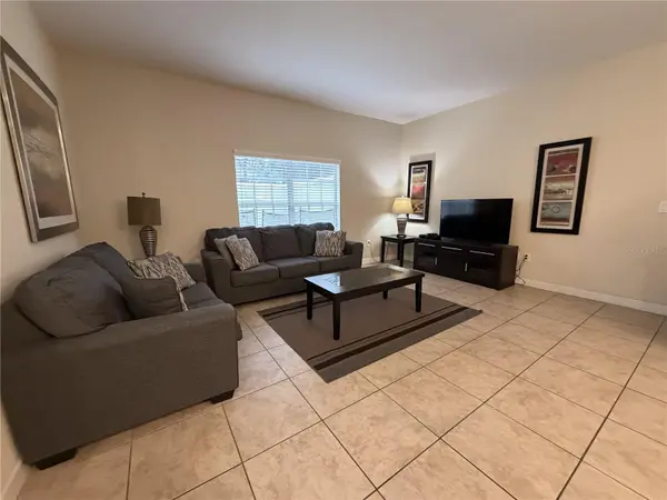 2931 BANANA PALM DR, Kissimmee, FL 34747