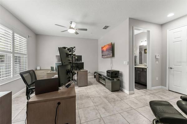 1457 LAKE GEORGE DR #1457, Lake Mary, FL 32746