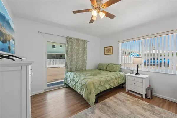 117 7TH ST N #1, Bradenton Beach, FL 34217