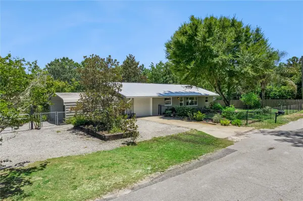 37400 SAINT LOUIS AVE, Umatilla, FL 32784