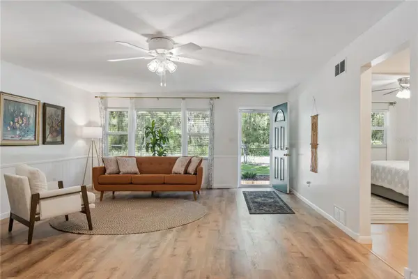 37400 SAINT LOUIS AVE, Umatilla, FL 32784