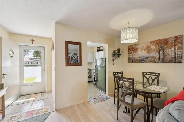 714 E MINNESOTA AVE #B, Deland, FL 32724