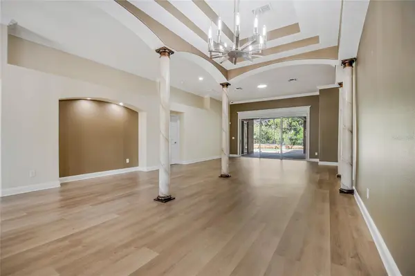8615 WARWICK SHORE XING, Orlando, FL 32829