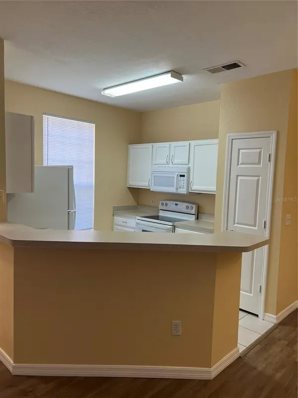 9093 LEE VISTA BLVD #903, Orlando, FL 32829