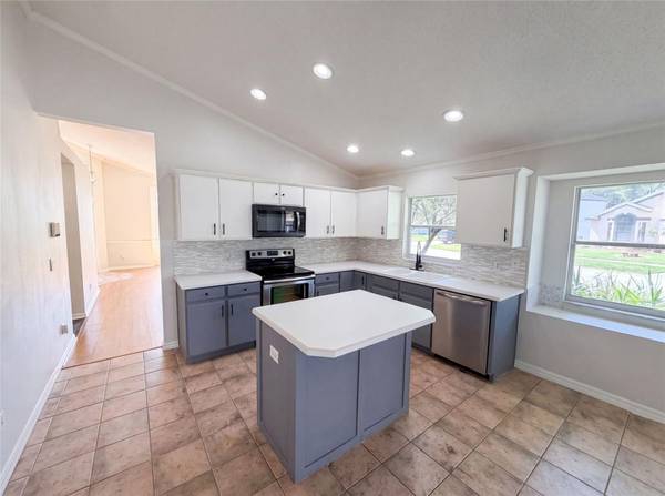 701 MAGNOLIA CREEK CIR, Orlando, FL 32828