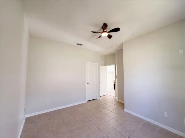 204 ROUND MAN ST, Leesburg, FL 34748