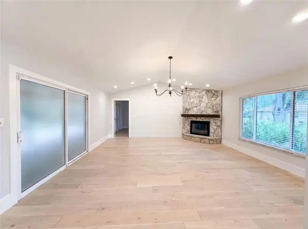 8028 CONSERVATORY CIR, Sarasota, FL 34243