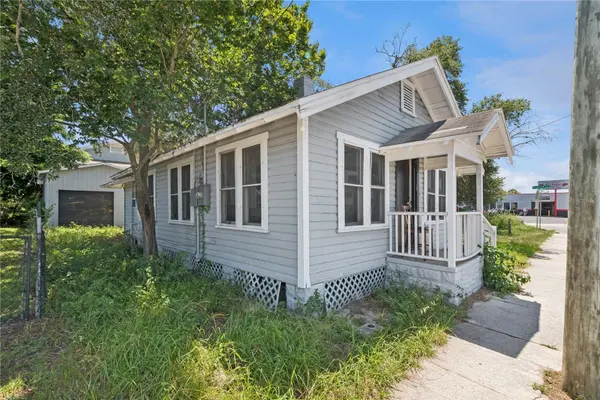 821 N RIDGEWOOD AVE, Daytona Beach, FL 32114