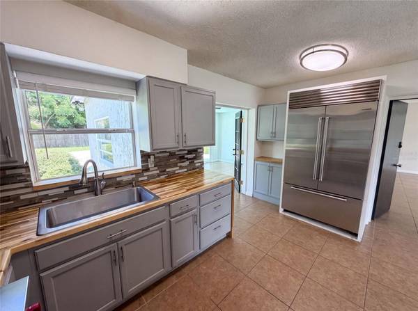 1907 SUE ANN ST, Orlando, FL 32817