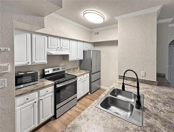 911 N ORANGE AVE #232, Orlando, FL 32801