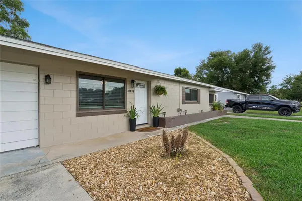 31834 BLANTON LN, Tavares, FL 32778