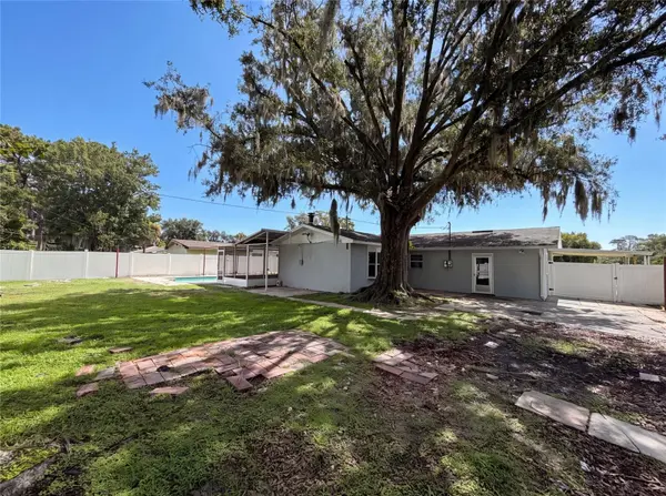 1823 LORI LN W, Lakeland, FL 33801