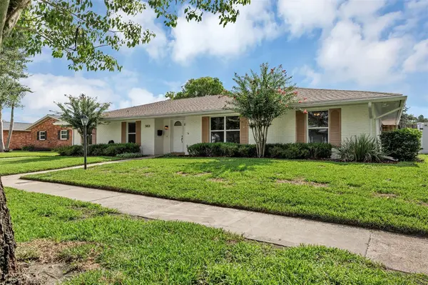3021 BRANDYWINE DR, Orlando, FL 32806