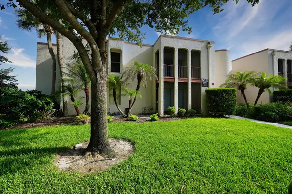 512 ORANGE DR #20, Altamonte Springs, FL 32701