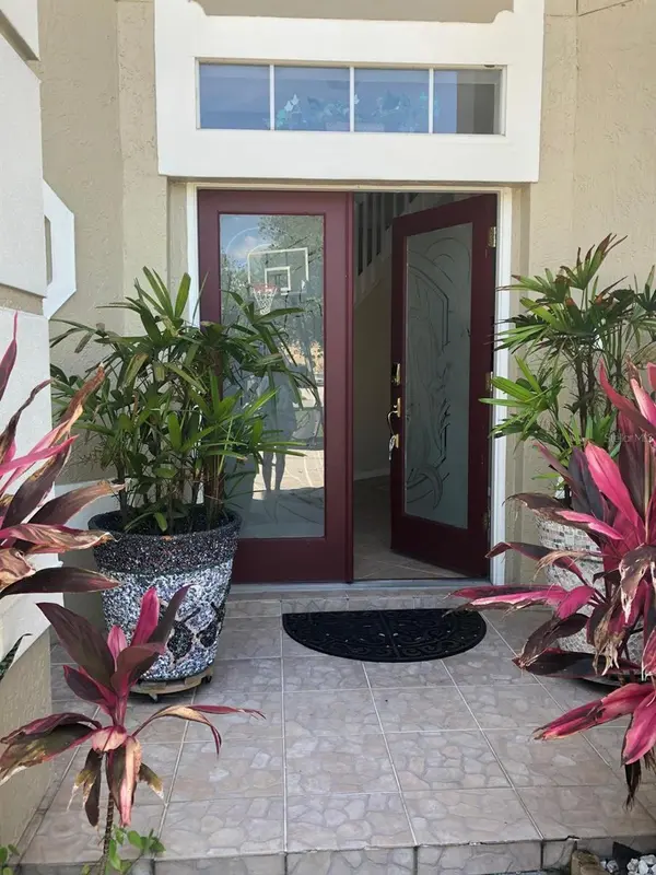 2226 WESTBOURNE DR, Oviedo, FL 32765